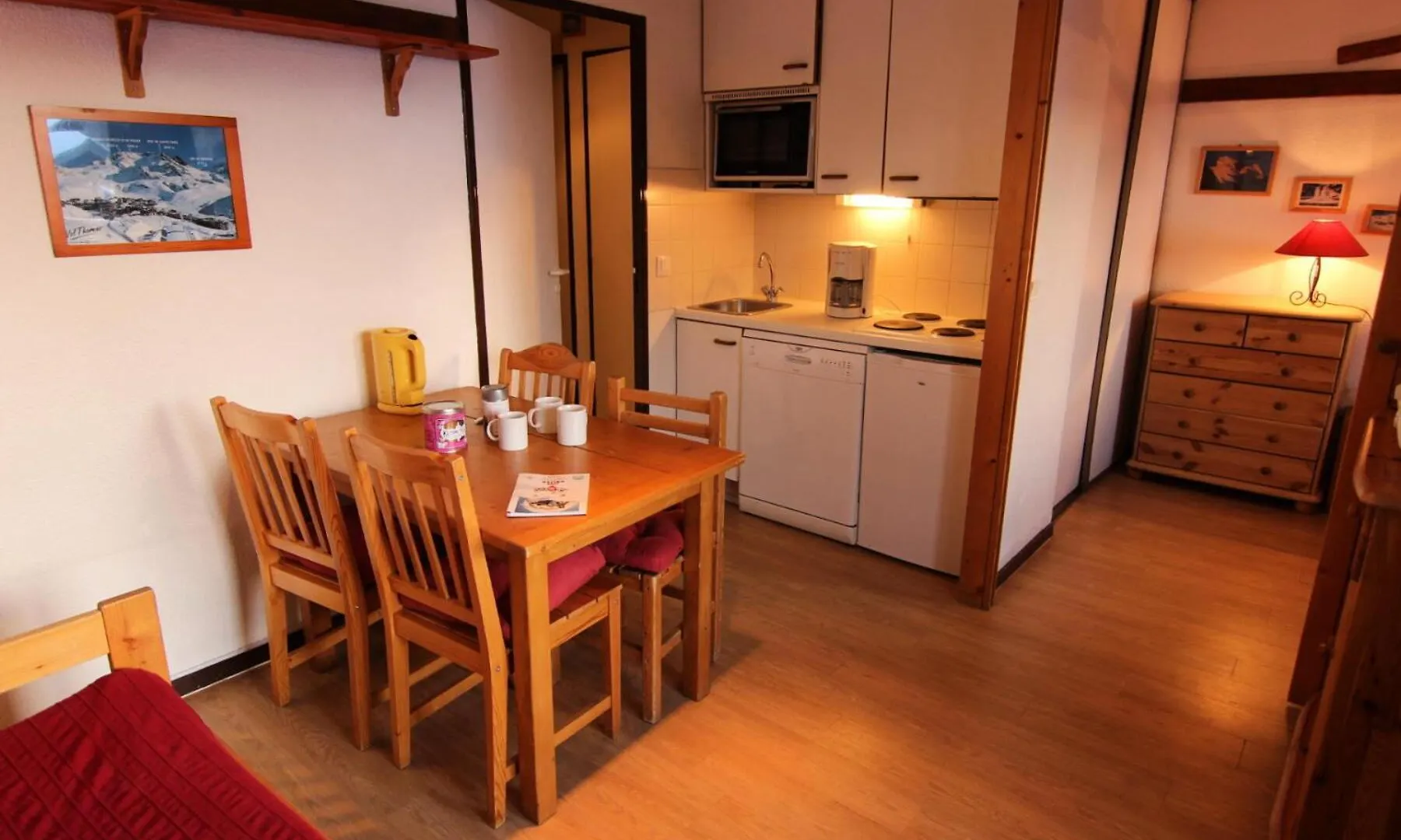 Residence Reine Blanche - 2 Pieces Pour 4 Personnes Avec Balcon Sud Ouest Quartier Calme Mae-7551 kontakter